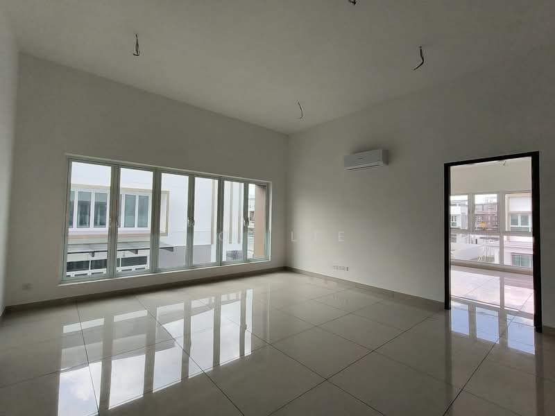 Semi-Detached House for Sale in Johor Bahru (Johor) - Zoe Lee - Living Room - PropertyGuru.com.my
