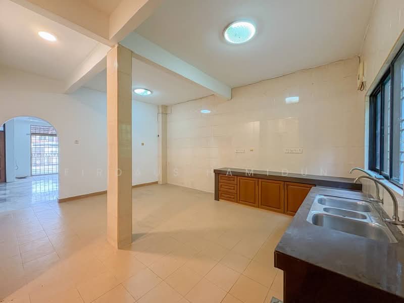 Rumah Teres 2.5 Tingkat untuk Dijual di Seri Kembangan (Selangor) - Firdaus Hamidun - PropertyGuru.com.my