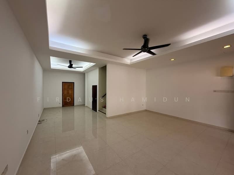 Rumah Teres 2 Tingkat untuk Dijual di Seksyen 23 (Shah Alam) - Firdaus Hamidun - PropertyGuru.com.my