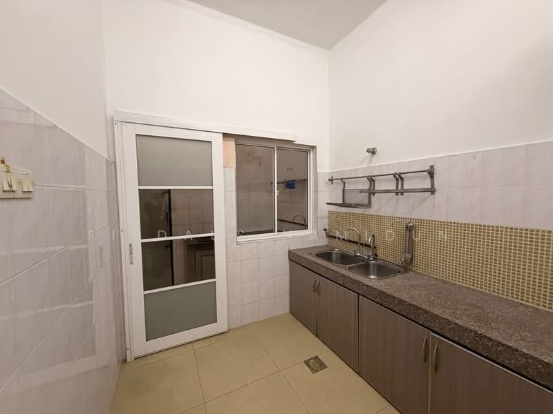 Rumah Teres 2 Tingkat untuk Dijual di Seksyen 23 (Shah Alam) - Firdaus Hamidun - PropertyGuru.com.my