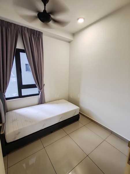 Service Residence for Rent at D'Cosmos Residences - Tom Lee - Bedroom - PropertyGuru.com.my