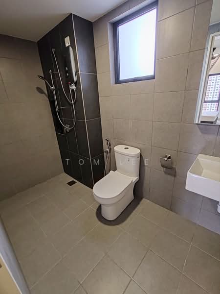 Service Residence for Rent at D'Cosmos Residences - Tom Lee - Bathroom - PropertyGuru.com.my