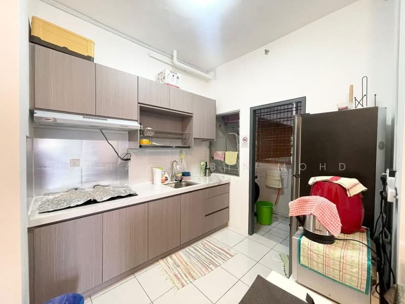 Service Residence for Rent at Kita Impian @ Cybersouth - Norhafiz Bin Mohd Nor - Kitchen - PropertyGuru.com.my