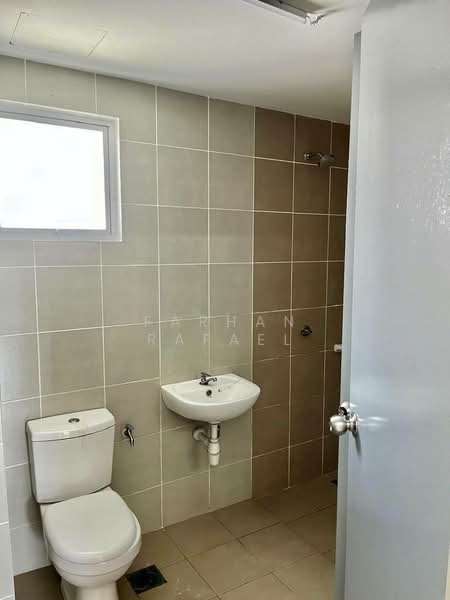 Terraced House for Sale in Kuala Selangor (Selangor) - Farhan Rafael - Bathroom - PropertyGuru.com.my
