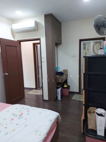 Pangsapuri untuk Dijual di Lake View Suites - Coco Feng Lily - Bedroom - PropertyGuru.com.my