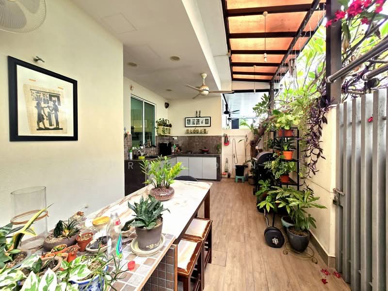 2-storey Terraced House for Sale in Cyberjaya (Selangor) - Ashraff Daniel - Kitchen - PropertyGuru.com.my