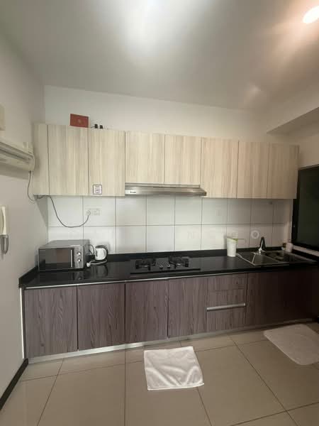 Servis Apartment untuk Dijual di Molek Regency - Joanne Ngoo - Kitchen - PropertyGuru.com.my