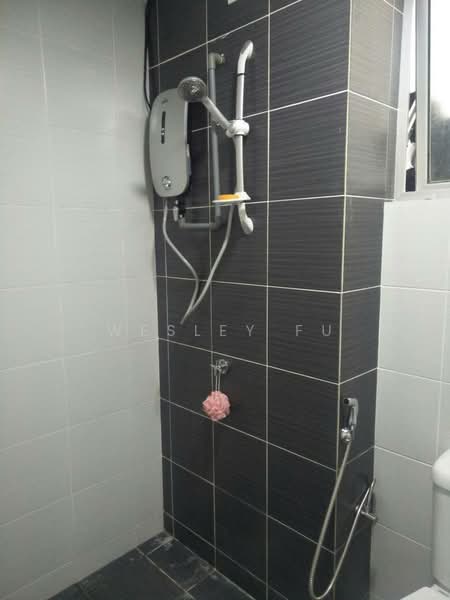 Service Residence for Sale at Maxim Residences - Wesley Fu - Bathroom - PropertyGuru.com.my