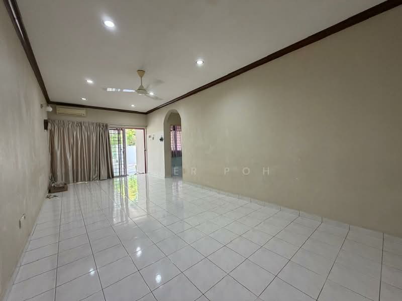Rumah Teres 1 Tingkat untuk Dijual di Seremban 2 (Negeri Sembilan) - Ester Poh. - Living Room - PropertyGuru.com.my