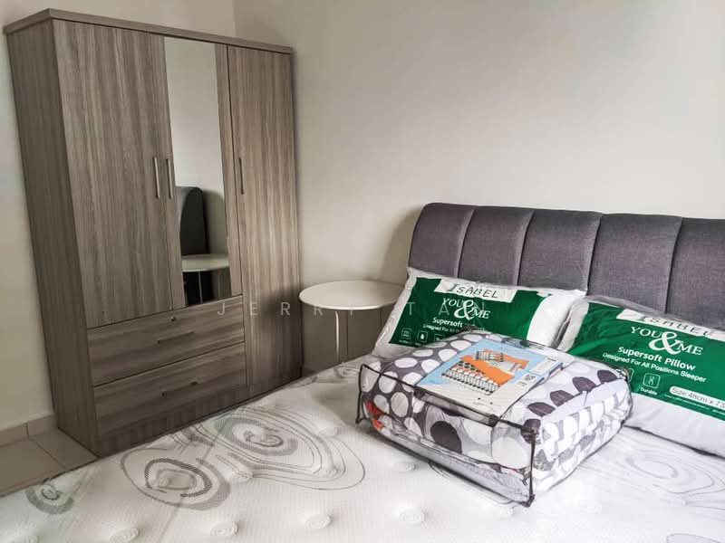 Kondominium untuk Disewa di i-Santorini - Jerry Tan - Bedroom - PropertyGuru.com.my