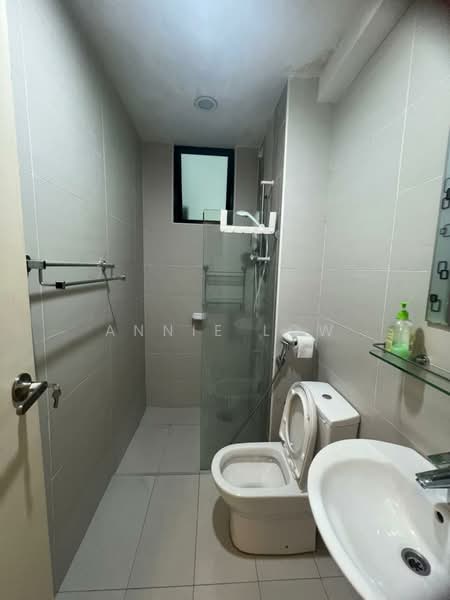 Service Residence for Sale at Sky Loft Premium Suites - Annie Low - Bathroom - PropertyGuru.com.my