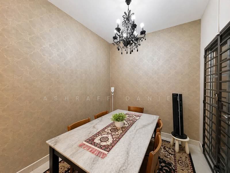 Rumah Teres 2 Tingkat untuk Dijual di Denai Alam (Shah Alam) - Ashraff Daniel - Dining Room - PropertyGuru.com.my