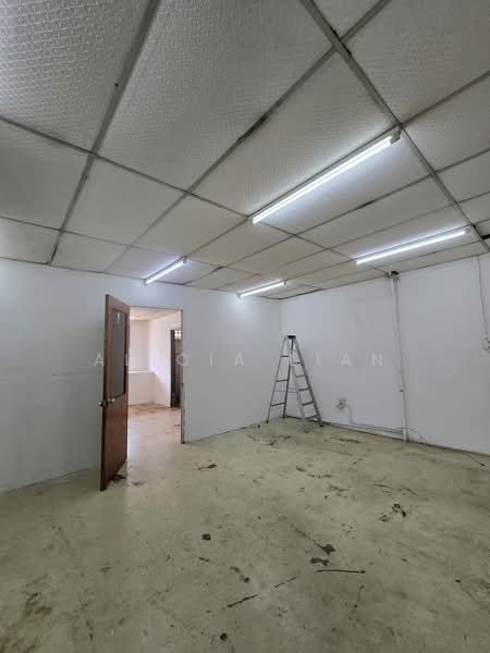 Terrace Factory for Rent in Taman Perindustrian Permas Jaya (Masai) - Alicia Lian - Interior - PropertyGuru.com.my