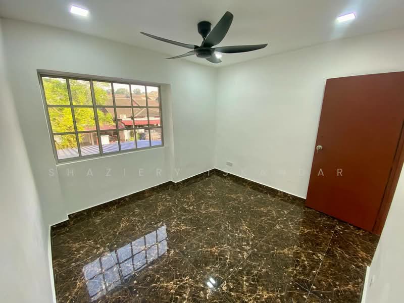 Rumah Teres 2 Tingkat untuk Dijual di Rawang (Selangor) - Shaziery Iskandar - Interior - PropertyGuru.com.my