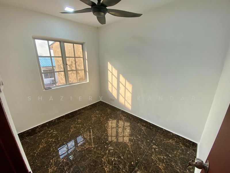 Rumah Teres 2 Tingkat untuk Dijual di Rawang (Selangor) - Shaziery Iskandar - Interior - PropertyGuru.com.my