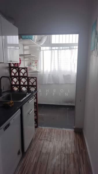 Kondominium untuk Dijual di Simfoni 1 - Shahrol Ariffin - Kitchen - PropertyGuru.com.my