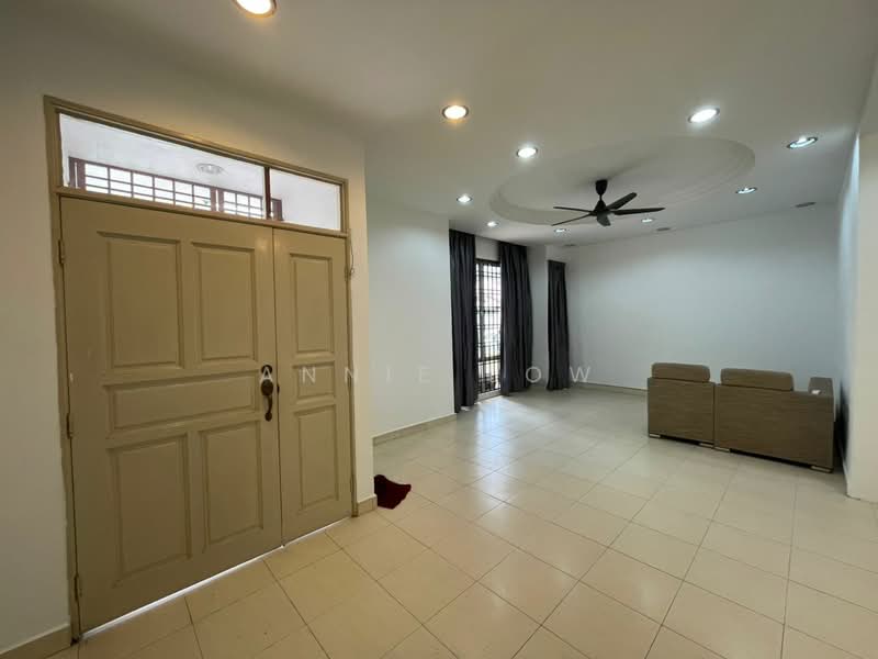 Cluster House for Sale in Skudai (Johor) - Annie Low - Living Room - PropertyGuru.com.my