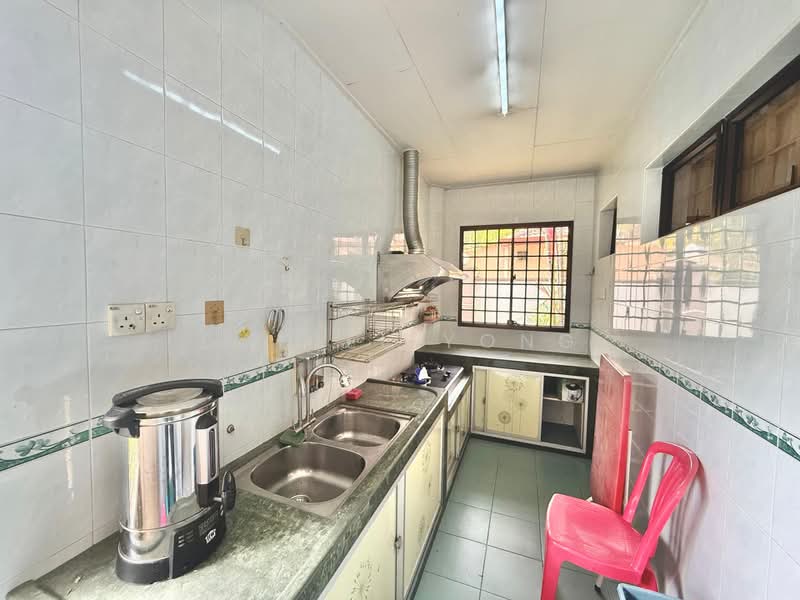 Bungalow House for Sale in Taman Bukit Rinting (Masai) - Daniel Yong - Kitchen - PropertyGuru.com.my