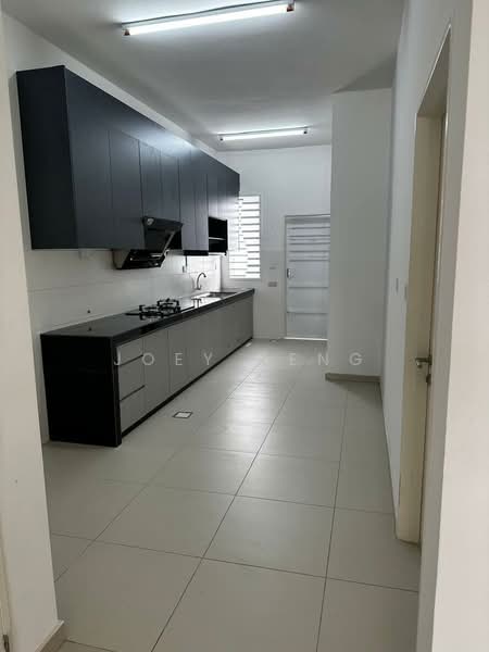 2-storey Terraced House for Rent in Taman Ara Sendayan (Bandar Sri Sendayan) - Joey Heng - Kitchen - PropertyGuru.com.my