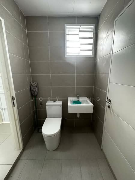 2-storey Terraced House for Rent in Taman Ara Sendayan (Bandar Sri Sendayan) - Joey Heng - Bathroom - PropertyGuru.com.my