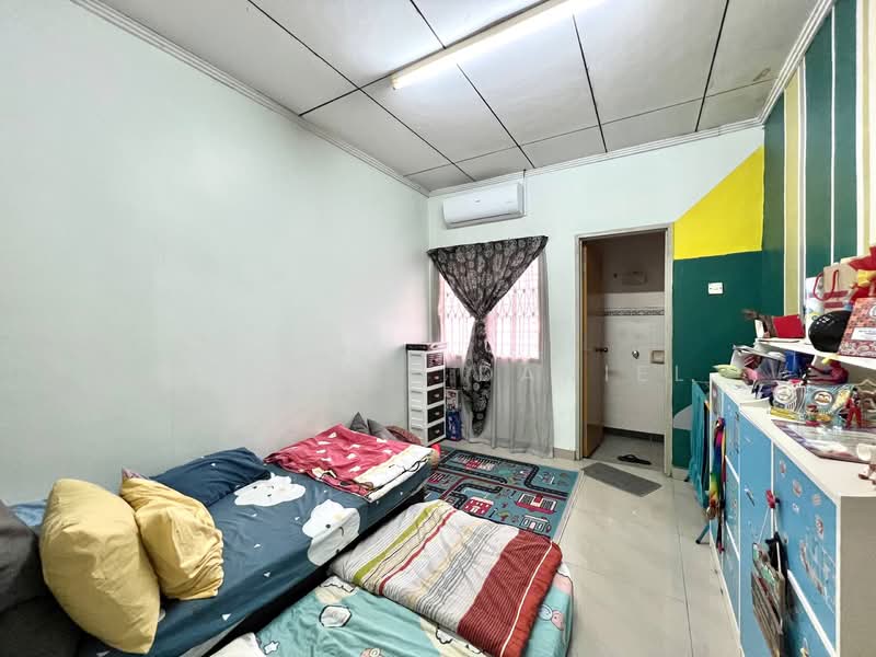 2-storey Terraced House for Sale in Subang Bestari (Shah Alam) - Ashraff Daniel - PropertyGuru.com.my