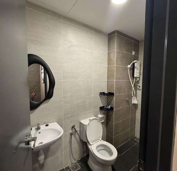 Servis Apartment untuk Dijual di EDUSENTRAL - CH Ng - Bathroom - PropertyGuru.com.my