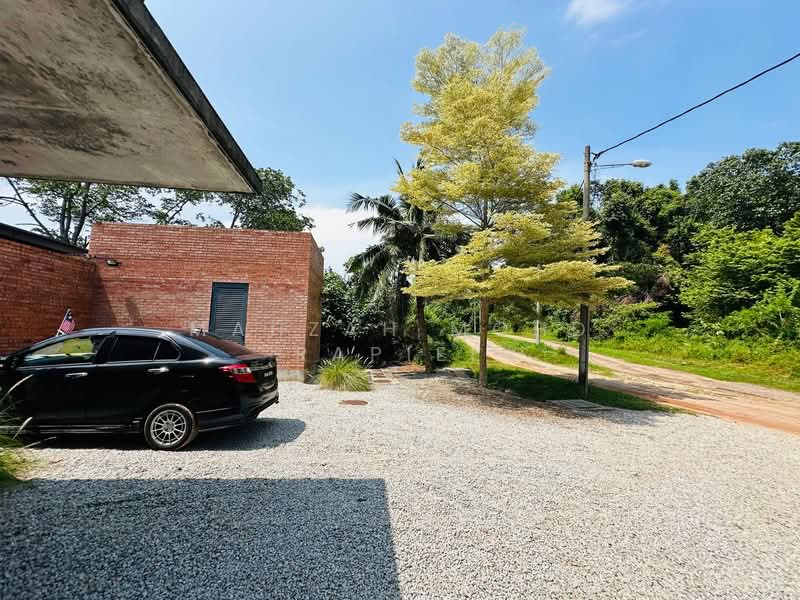 Rumah Banglo untuk Dijual di Port Dickson (Negeri Sembilan) - Mahzah Mohd Rapiee - Exterior - PropertyGuru.com.my