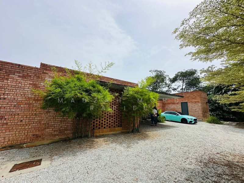 Rumah Banglo untuk Dijual di Port Dickson (Negeri Sembilan) - Mahzah Mohd Rapiee - Exterior - PropertyGuru.com.my