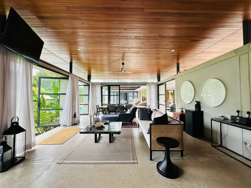 Rumah Banglo untuk Dijual di Port Dickson (Negeri Sembilan) - Mahzah Mohd Rapiee - Living Room - PropertyGuru.com.my