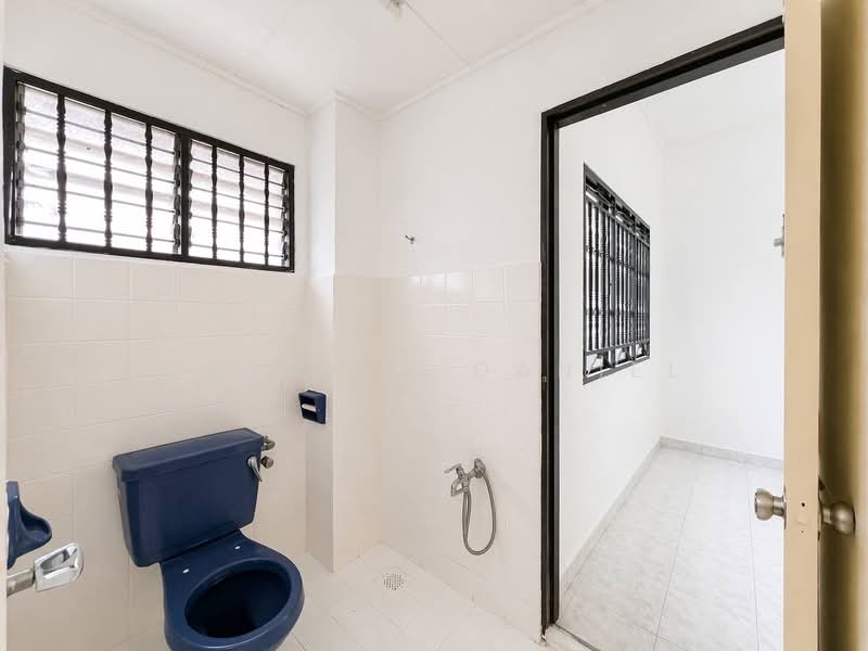 2-storey Terraced House for Sale in Taman Desaria (Petaling Jaya) - Ashraff Daniel - Bathroom - PropertyGuru.com.my
