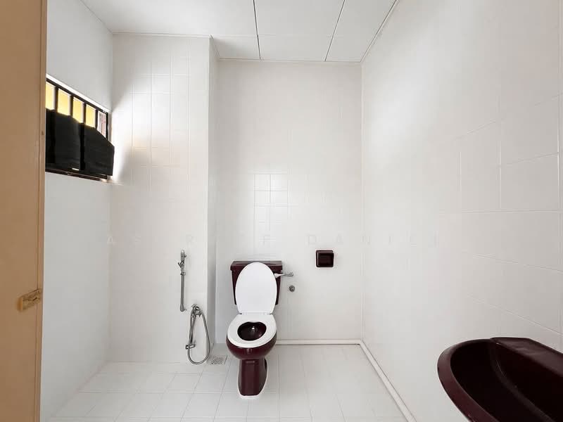 2-storey Terraced House for Sale in Taman Desaria (Petaling Jaya) - Ashraff Daniel - Bathroom - PropertyGuru.com.my
