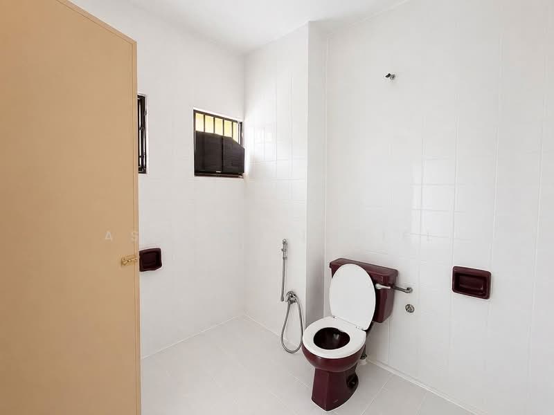 2-storey Terraced House for Sale in Taman Desaria (Petaling Jaya) - Ashraff Daniel - Bathroom - PropertyGuru.com.my