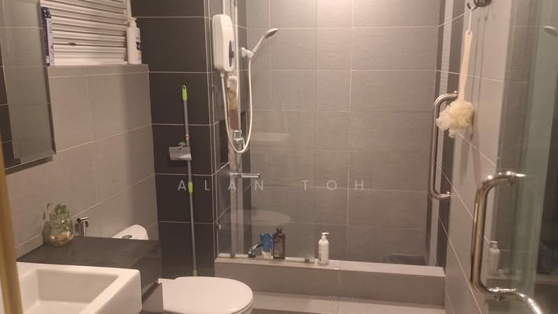 Service Residence for Sale at Tropez Residences - Alan Toh - Bathroom - PropertyGuru.com.my