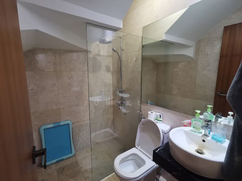 Rumah Teres 2.5 Tingkat untuk Dijual di Taman Desa (Kuala Lumpur) - Jun Kee - Bathroom - PropertyGuru.com.my