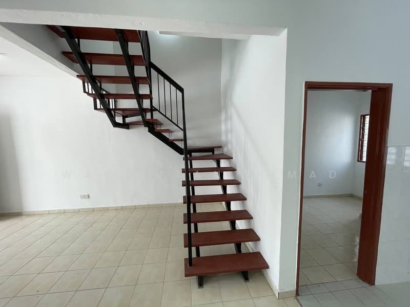 2-storey Terraced House for Sale in Bandar Tasik Puteri (Rawang) - Wan Azlan Ahmad - Interior - PropertyGuru.com.my