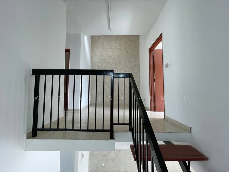2-storey Terraced House for Sale in Bandar Tasik Puteri (Rawang) - Wan Azlan Ahmad - Interior - PropertyGuru.com.my