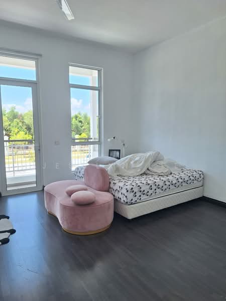 2-storey Terraced House for Sale in Eco Majestic (Semenyih) - Jesslyn Lee - Bedroom - PropertyGuru.com.my