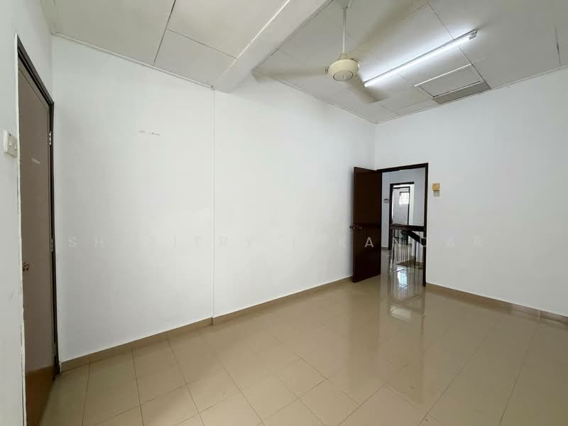 2-storey Terraced House for Sale in Wangsa Melawati (Wangsa Maju) - Shaziery Iskandar - Interior - PropertyGuru.com.my