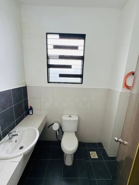 2-storey Terraced House for Sale in Shah Alam (Selangor) - Ashraff Daniel - Bathroom - PropertyGuru.com.my