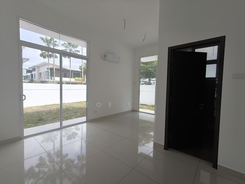 Semi-Detached House for Sale in Taman Ponderosa (Johor Bahru) - Zoe Lee - Living Room - PropertyGuru.com.my