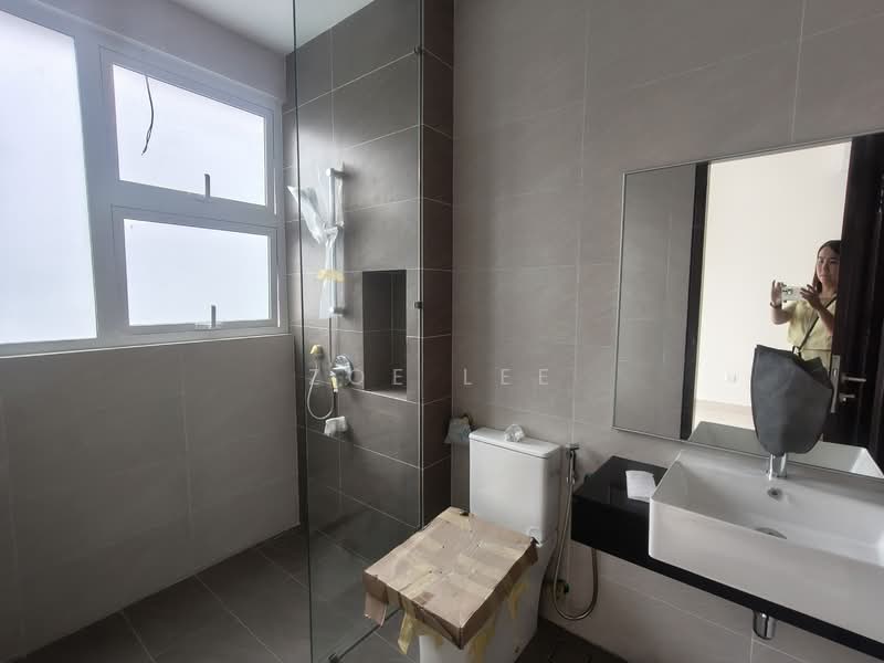 Semi-Detached House for Sale in Taman Ponderosa (Johor Bahru) - Zoe Lee - Bathroom - PropertyGuru.com.my