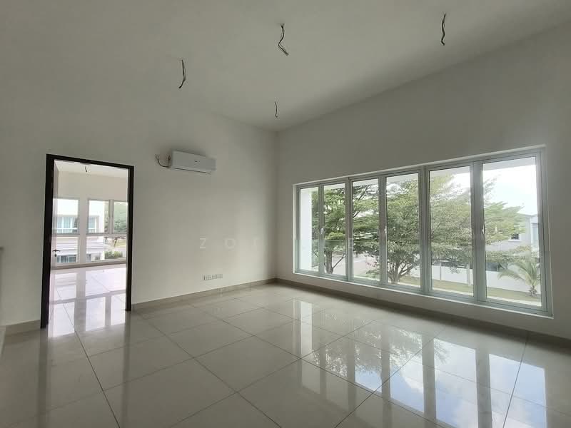 Semi-Detached House for Sale in Taman Ponderosa (Johor Bahru) - Zoe Lee - Living Room - PropertyGuru.com.my