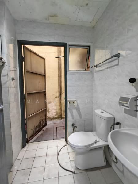 Townhouse for Sale in Taman Setapak Indah (Setapak) - Mandy Khoo - Bathroom - PropertyGuru.com.my