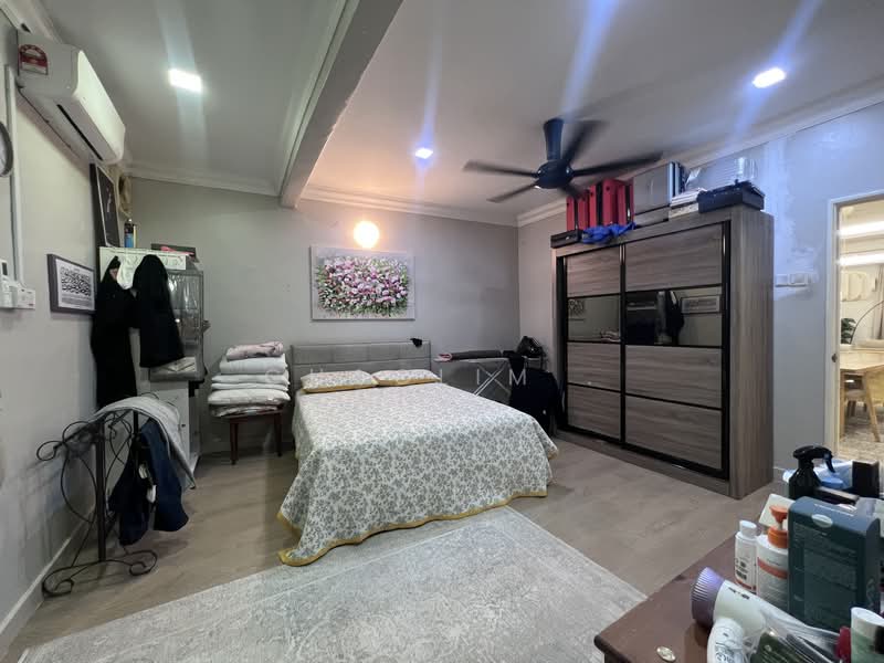Rumah Teres 2 Tingkat untuk Dijual di Bandar Tun Hussein Onn (Cheras) - ChaoLim . - Bedroom - PropertyGuru.com.my