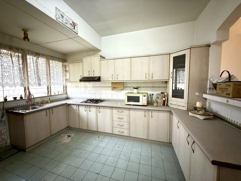 2-storey Terraced House for Sale in Usj 20 (Subang Jaya) - Bryan Chan - Kitchen - PropertyGuru.com.my