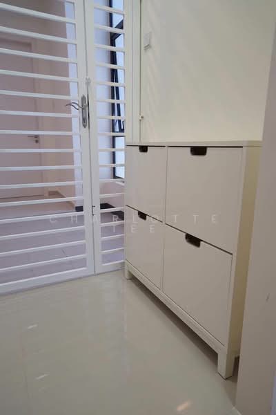 Servis Apartment untuk Disewa di South View - Charlotte Tee - Entrance - PropertyGuru.com.my