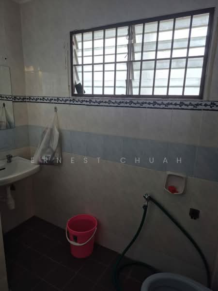 Rumah Teres 2 Tingkat untuk Dijual di Damansara Damai (Selangor) - Ernest Chuah - Bathroom - PropertyGuru.com.my