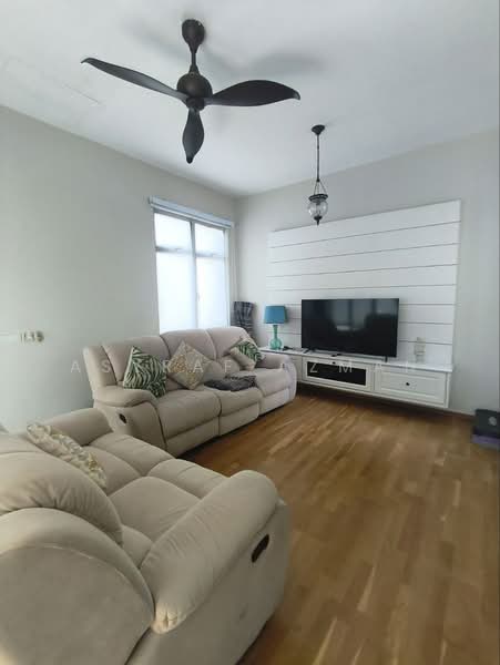 3-storey Terraced House for Rent in Cyberjaya (Selangor) - Asyraf Azman - Living Room - PropertyGuru.com.my