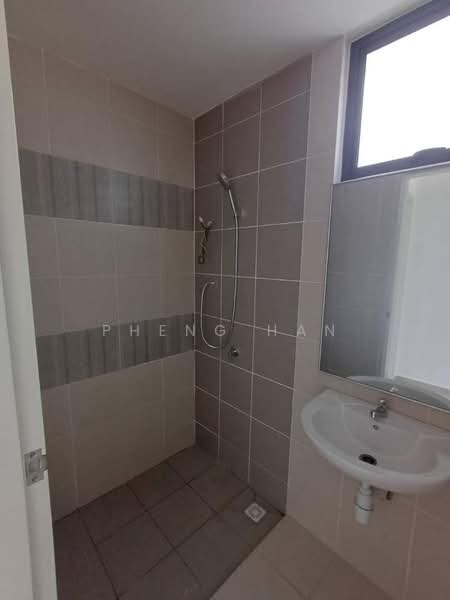 Flat for Rent at IDEAL VENICE RESIDENCY - Pheng Han - Bathroom - PropertyGuru.com.my