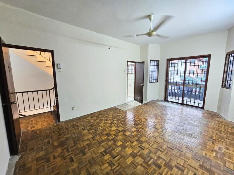 Rumah Teres untuk Dijual di Batu 9 (Cheras) - Francis Thee - PropertyGuru.com.my